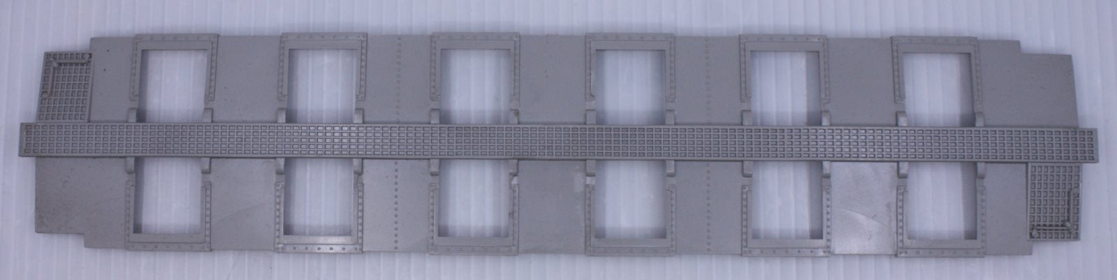 Lionel 6446-9 Gray Hopper Roof without Hatches or Clips-Damaged