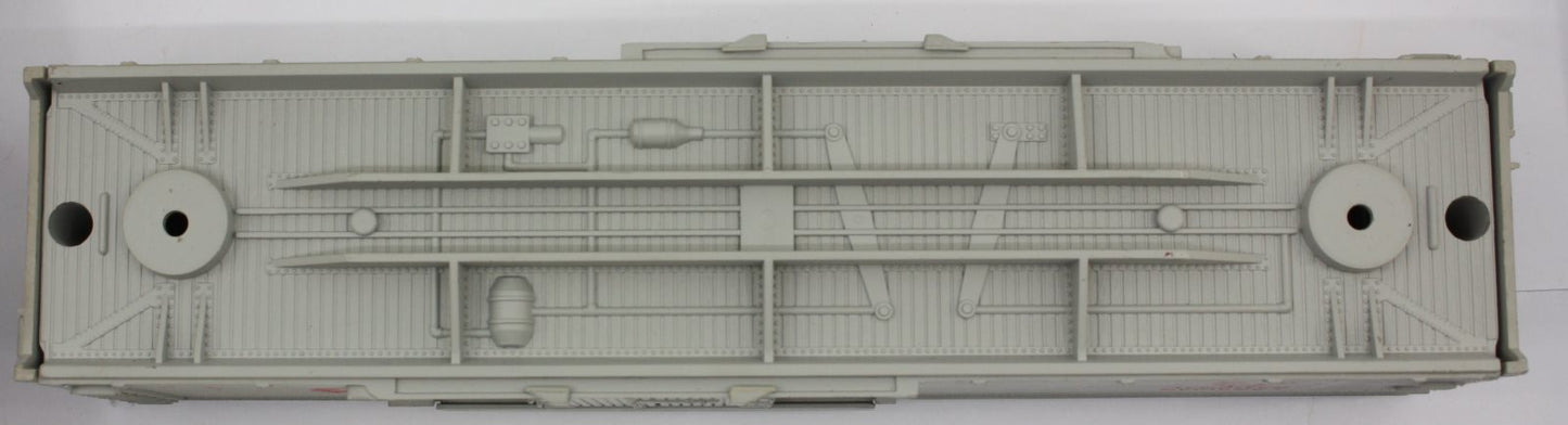 Lionel 5719-1 Gray/Red "Canadian National #5719" Refrigerator Boxcar-No Trucks