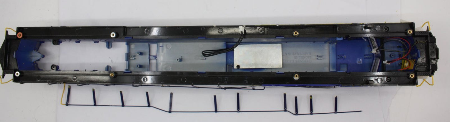 Lionel 654-1X Damaged CSX Shell