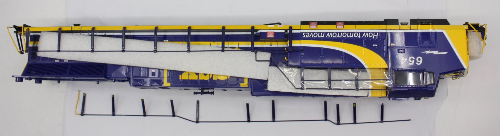 Lionel 654-1X Damaged CSX Shell