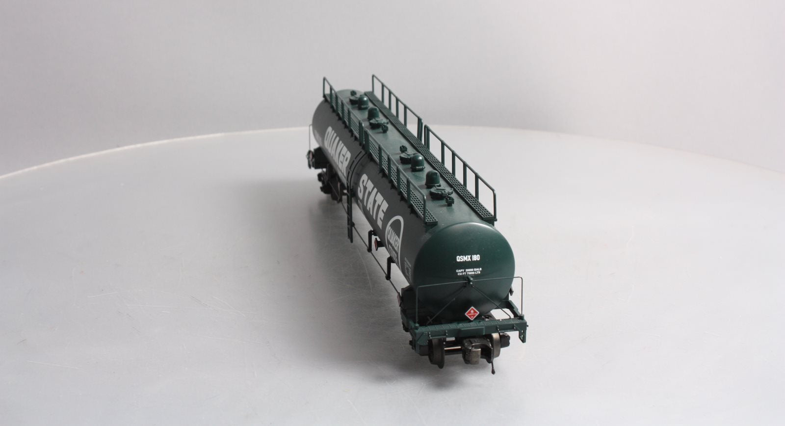 MTH 20-96232 O Scale Quaker State 20K Gal Tank Car #180 LN/Box
