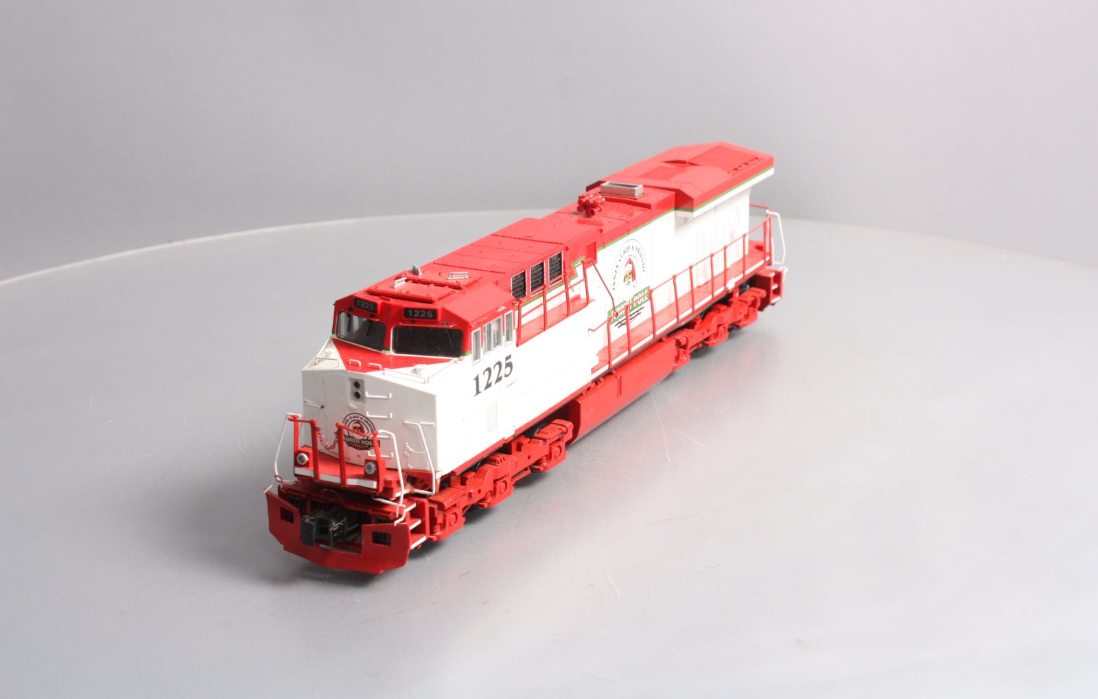 MTH 30-20257-1 Christmas ES44AC Diesel Engine w/Proto-Sound 3.0 #1225