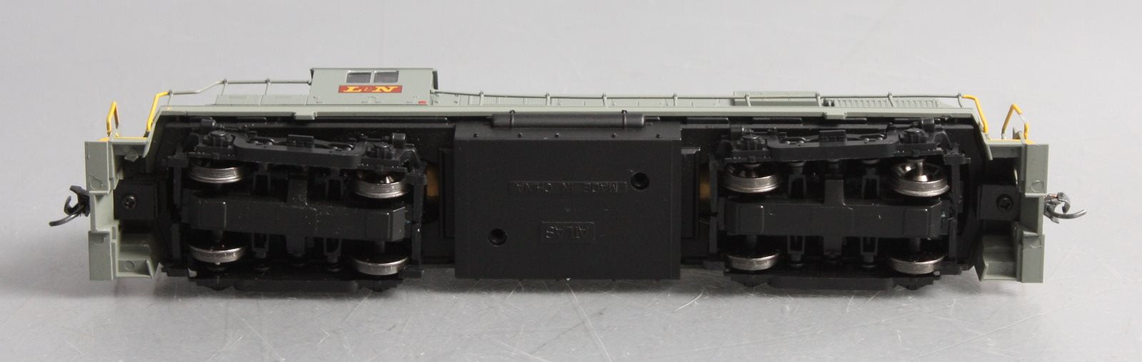 Atlas 10001517 HO Louisville & Nashville RS36 Diesel Locomotive #910 w/DCC