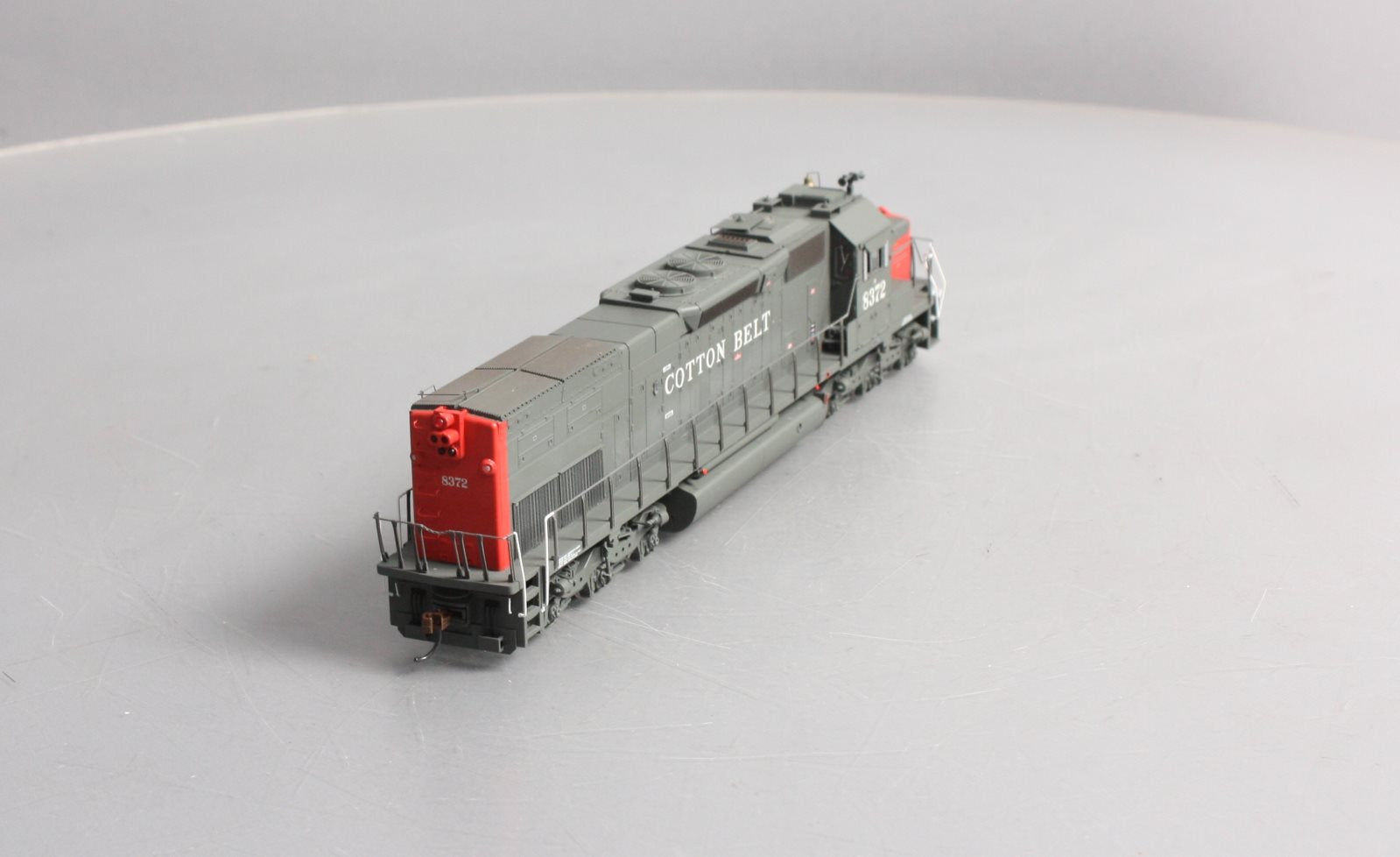 Athearn 86808 HO Cotton Belt SSW SD40T-2 Diesel Locomotive w/DCC & Sound #8372
