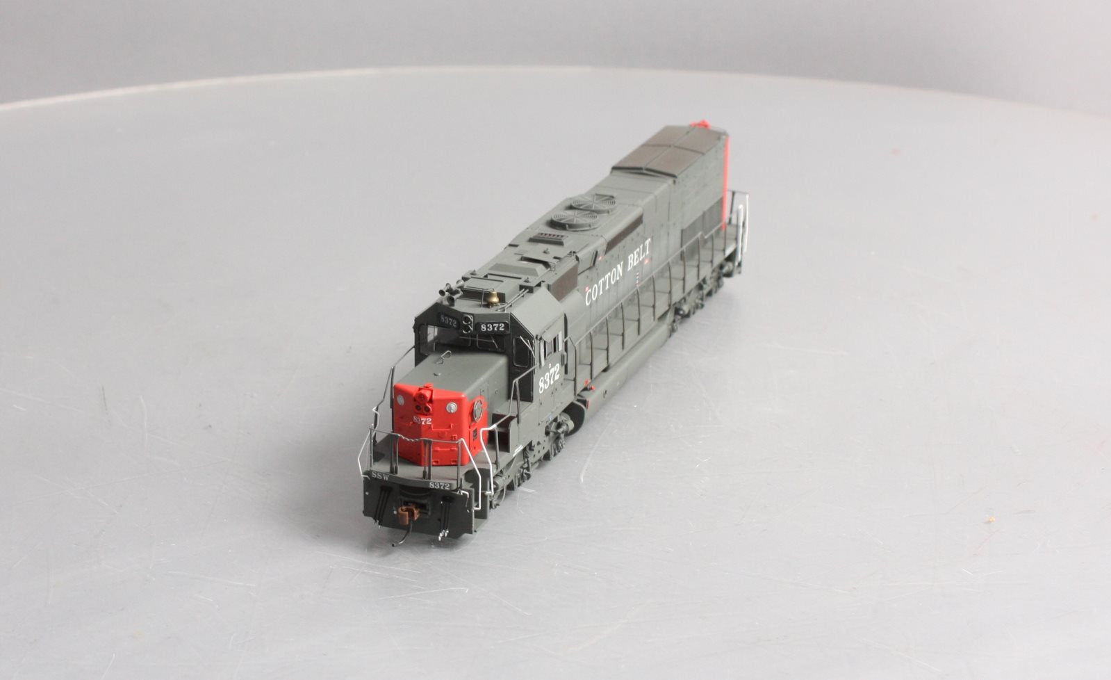 Athearn 86808 HO Cotton Belt SSW SD40T-2 Diesel Locomotive w/DCC & Sound #8372
