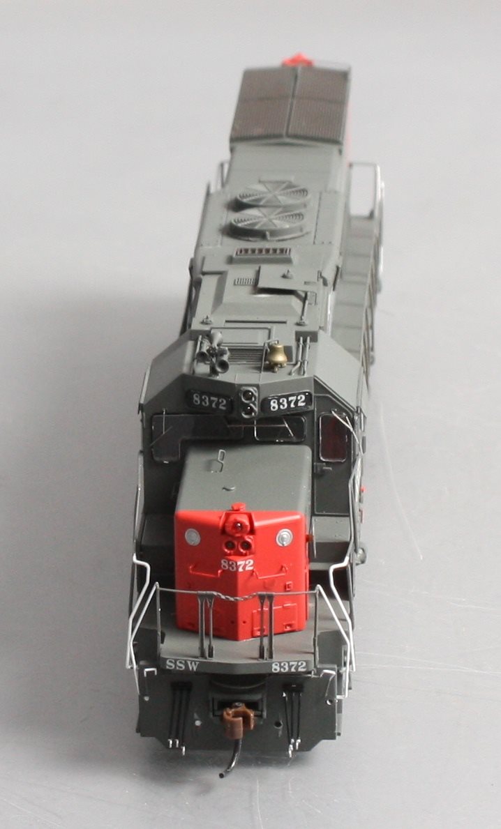 Athearn 86808 HO Cotton Belt SSW SD40T-2 Diesel Locomotive w/DCC & Sound #8372