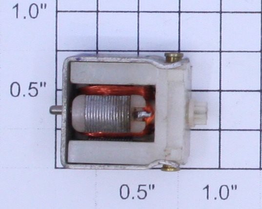 Lionel 724-138 550SH 12V DC Open Frame Flat Slot Car Motor w/ 8-Tooth Gear