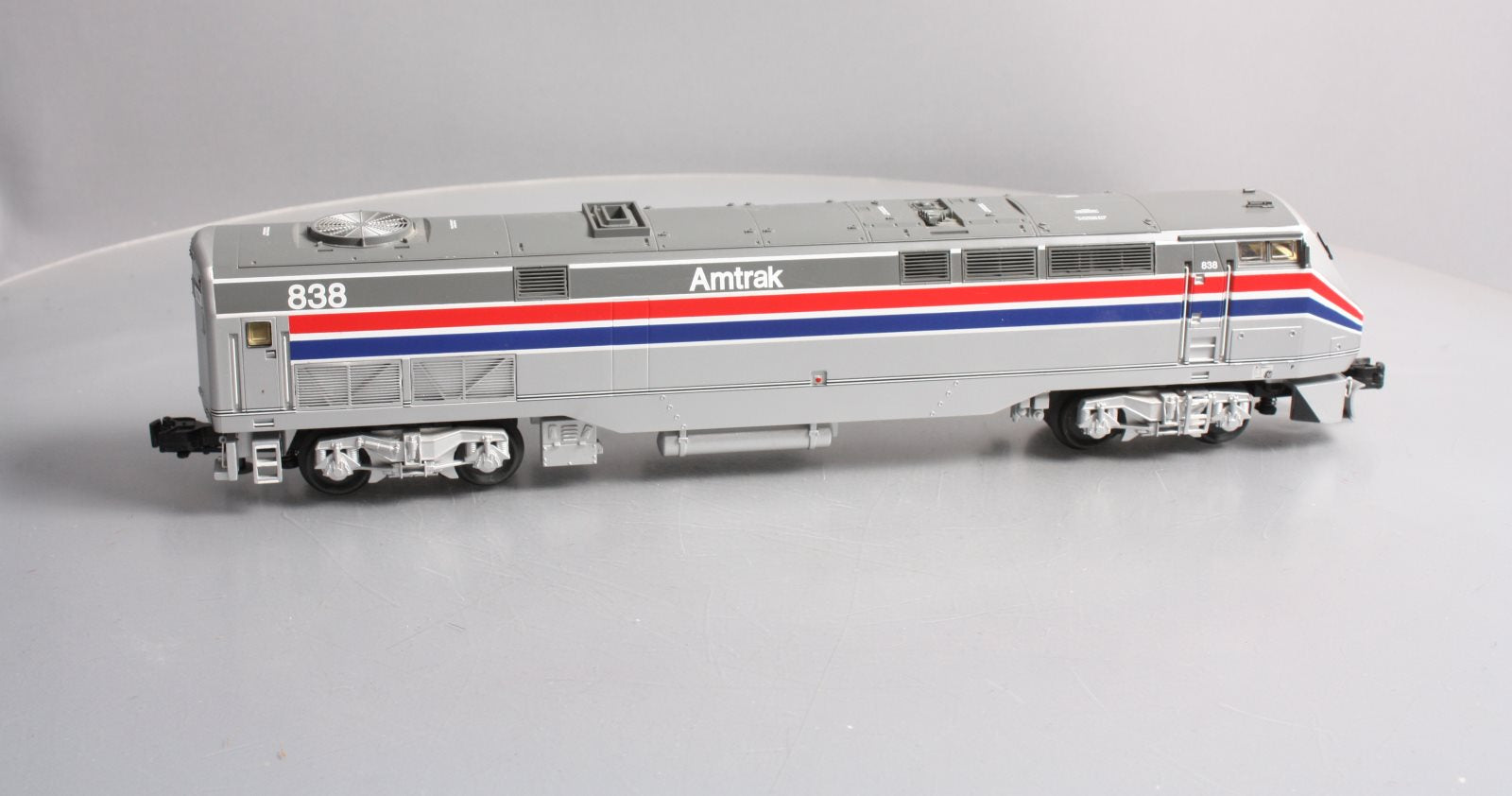 MTH 20-2722-3 O Amtrak Genesis Non-Powered Diesel Engine #838