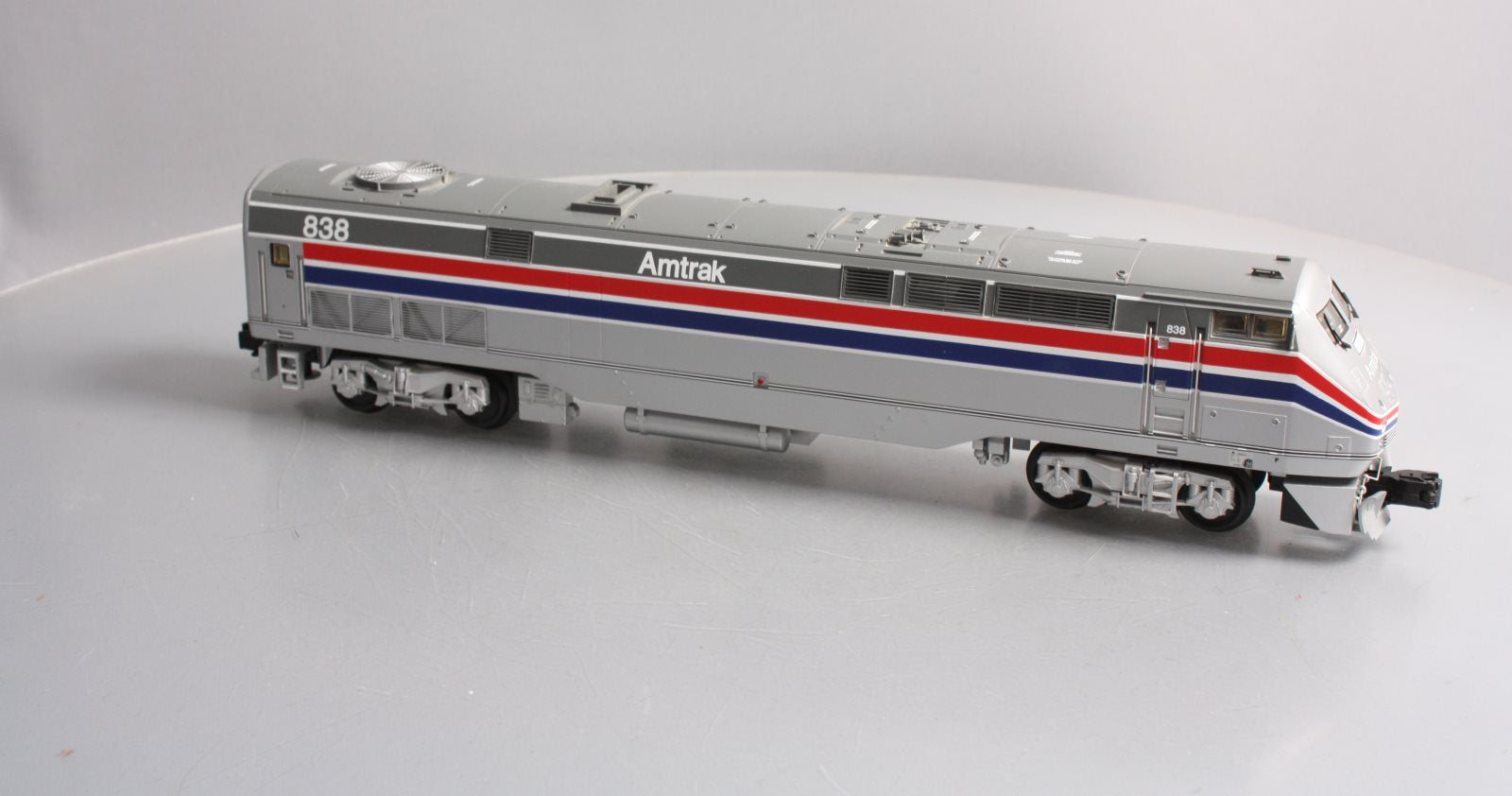 MTH 20-2722-3 O Amtrak Genesis Non-Powered Diesel Engine #838