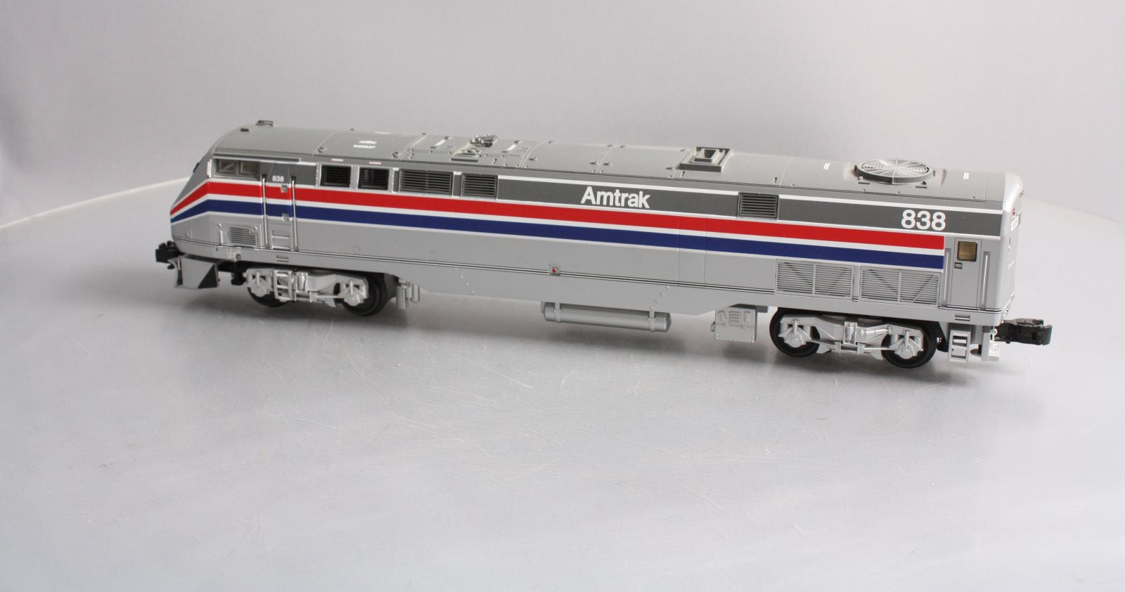 MTH 20-2722-3 O Amtrak Genesis Non-Powered Diesel Engine #838