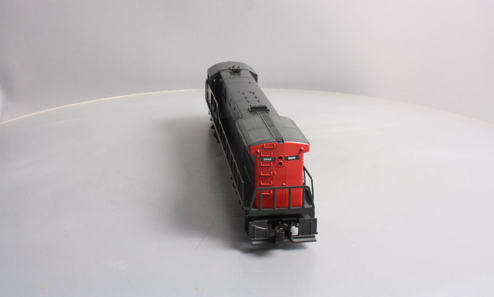 Williams 22210 O Southern Pacific GE U33C Diesel Locomotive w/Horn & Bell #8645
