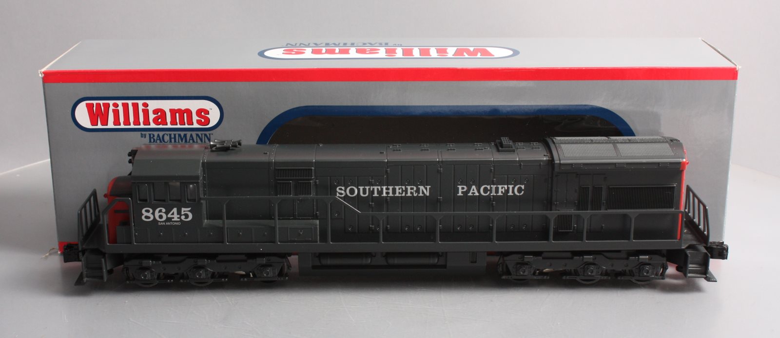 Williams 22210 O Southern Pacific GE U33C Diesel Locomotive w/Horn & Bell #8645