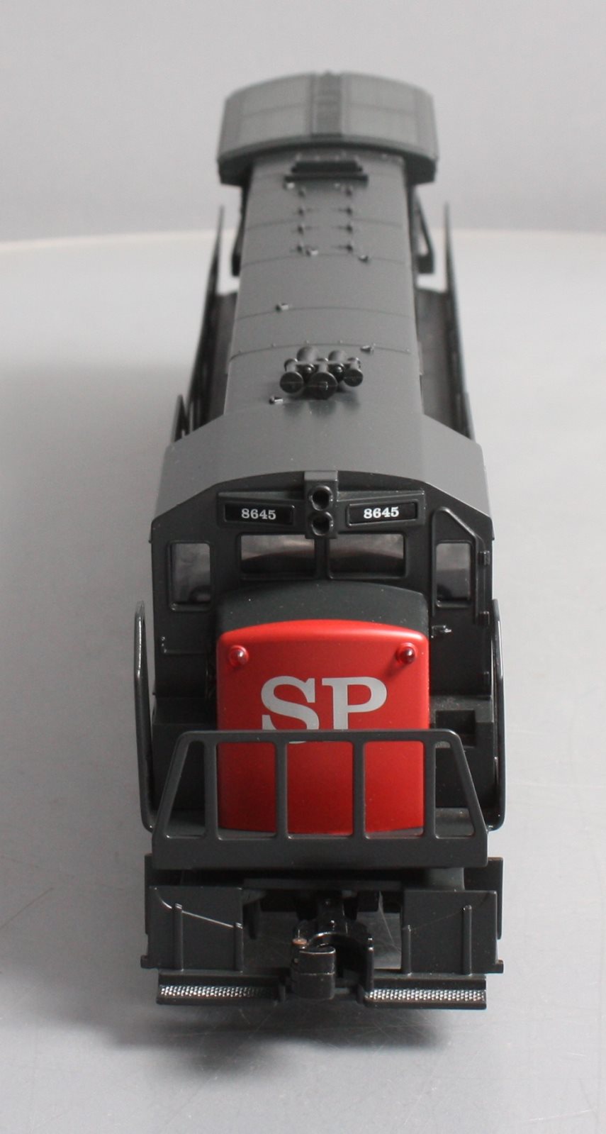 Williams 22210 O Southern Pacific GE U33C Diesel Locomotive w/Horn & Bell #8645
