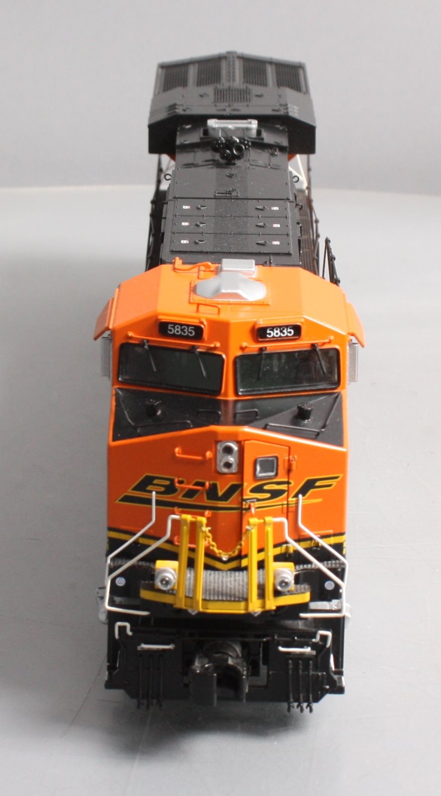 MTH 20-20285-2 O Gauge BNSF ES44AC Diesel Locomotive #5835 w/PS3