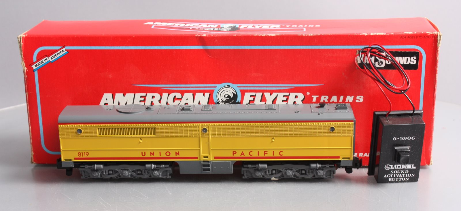 American Flyer 6-48119 S Union Pacific B Unit Non-Powered Diesel Locomotive LN/Box