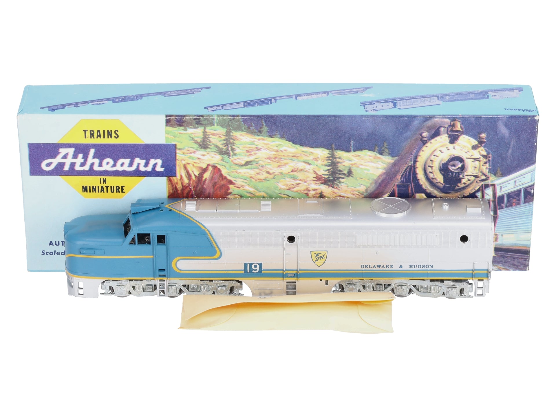 Athearn 3308 HO Scale Delaware & Hudson PA-1 Powered Diesel Locomotive #18 LN/Box