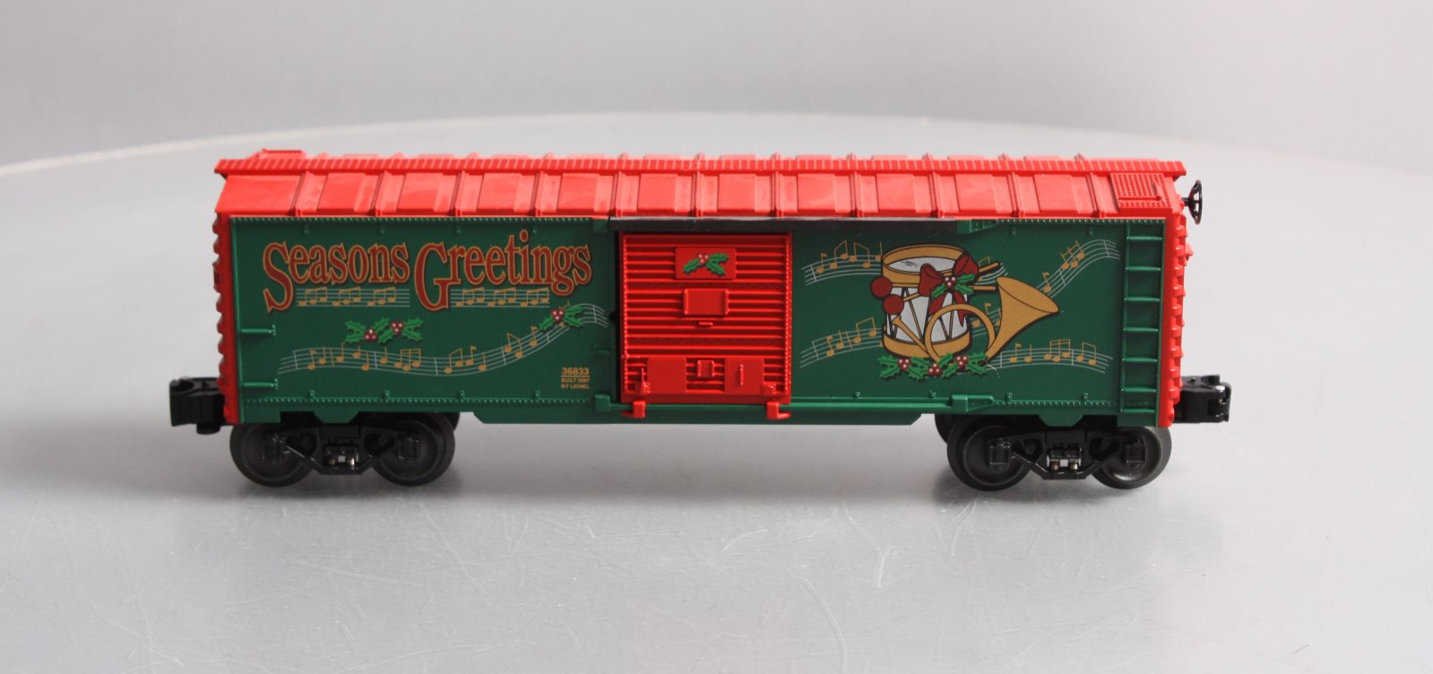 Lionel 6-36833 O Gauge Christmas Music Boxcar w/ Music EX