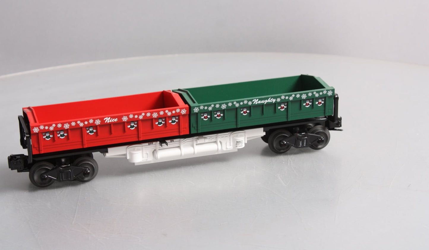 Lionel 6-36821 O Gauge Naughty or Nice Christmas Twin Dump Car LN/Box
