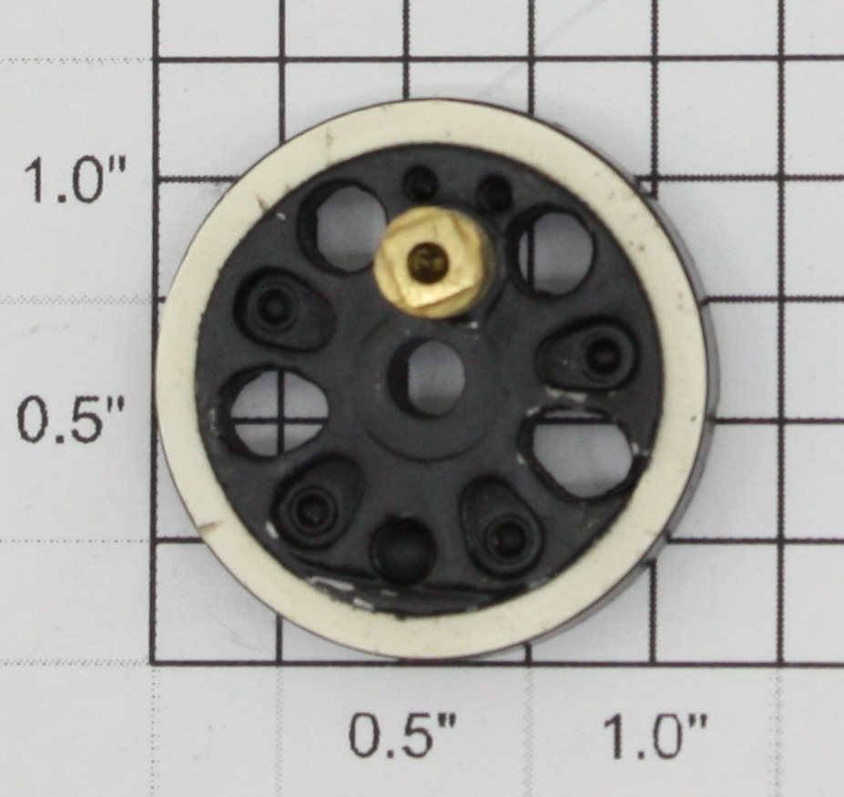 American Flyer XA10009 Steam Unflanged Drive Wheel with Whitewall and Brass Stud