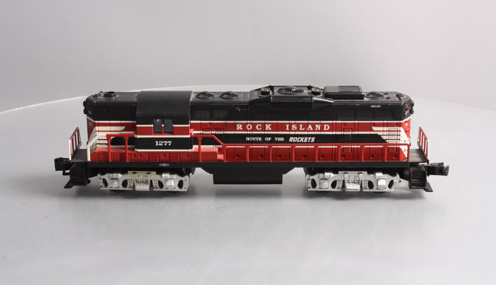 Williams 21418 O Gauge Rock Island EMD GP9 Diesel Engine with Horn & Bell LN/Box