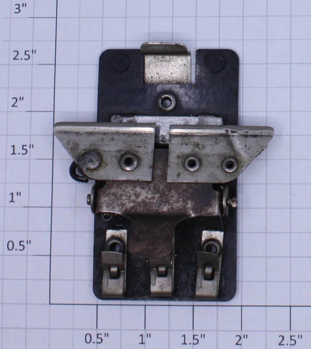 Lionel 154C O Gauge Flashing Highway Xing Signal Track Contactor w/ Rust