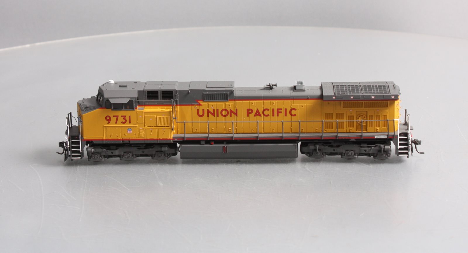 MTH 80-2310-1 HO Union Pacific Dash-9 Diesel Engine with Proto-Sound 3 #9731