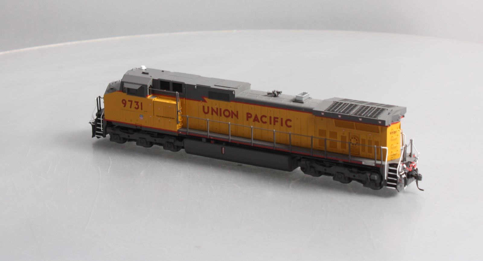 MTH 80-2310-1 HO Union Pacific Dash-9 Diesel Engine with Proto-Sound 3 #9731