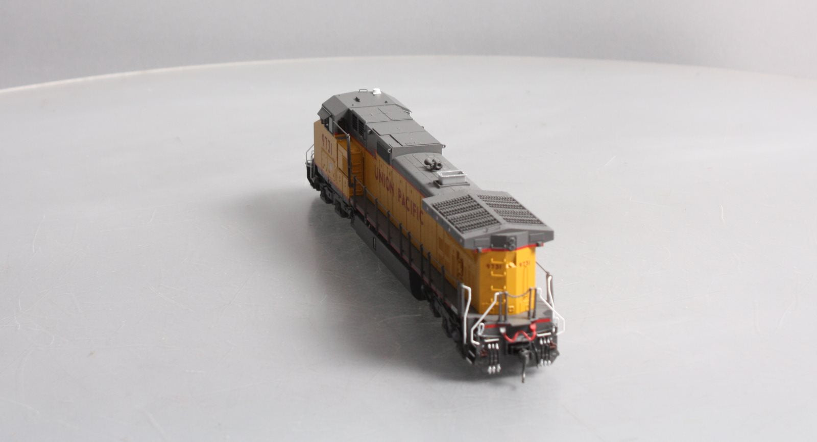 MTH 80-2310-1 HO Union Pacific Dash-9 Diesel Engine with Proto-Sound 3 #9731