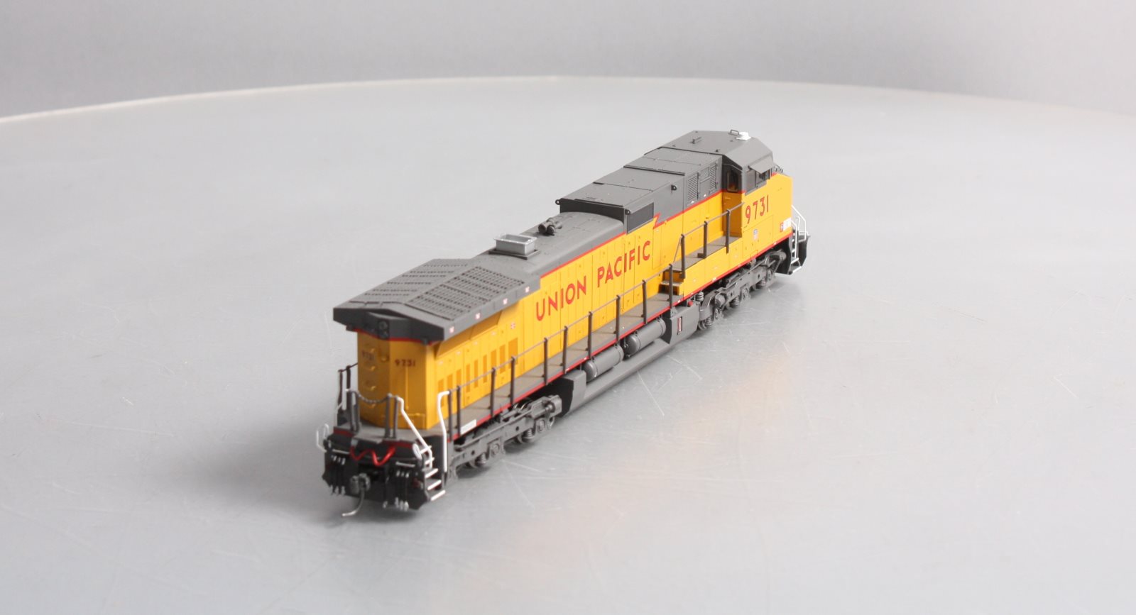 MTH 80-2310-1 HO Union Pacific Dash-9 Diesel Engine with Proto-Sound 3 #9731