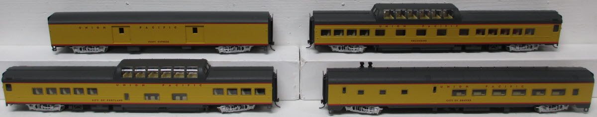 Rivarossi R6998 HO Scale Union Pacific Excursion Passenger Set B LN/Box