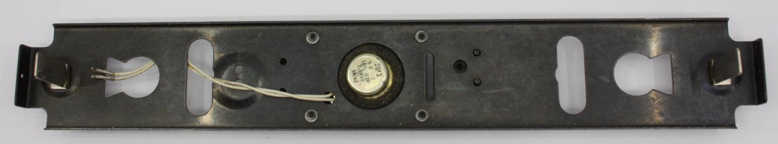 Lionel 8950-11 FM Diesel Frame Assembly with Underframe, Lamp bracket, Speaker