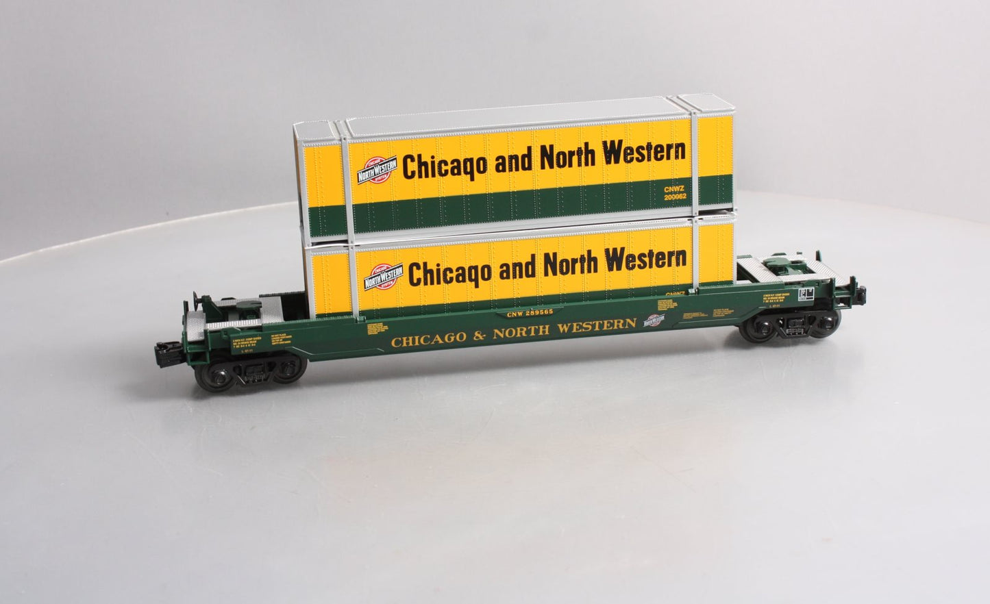 MTH 30-76526 O Gauge Chicago & North Western Husky Stack Car #289565