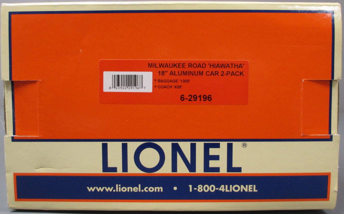 Lionel 6-29196 Hiawatha 18 inch Aluminum Passenger Cars (Set of 2) MT/Box