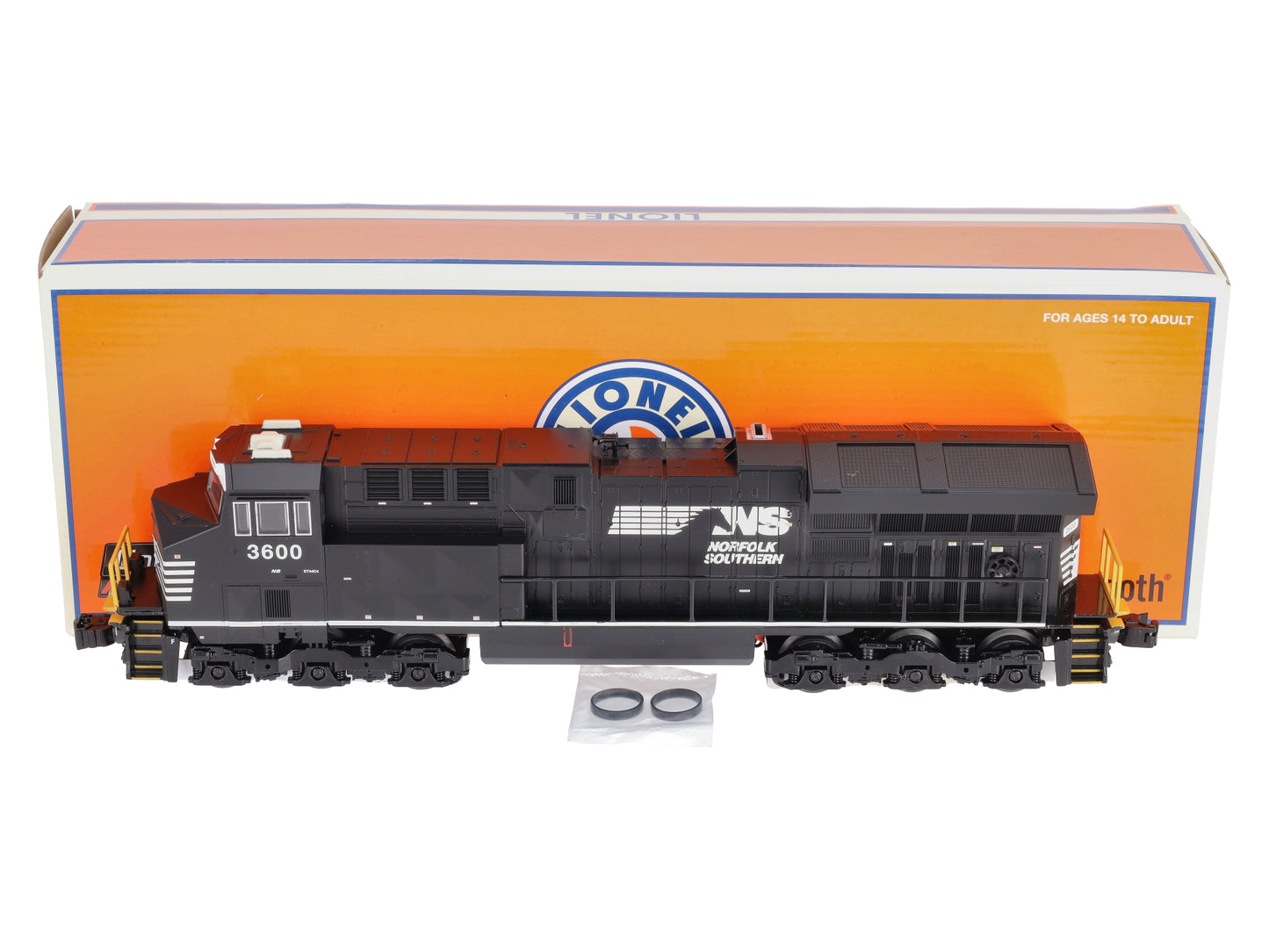 Lionel 1934031 O Norfolk Southern LionChief + 2.0 ET44AC Diesel Locomotive #3600
