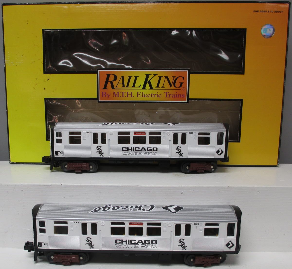 MTH 30-2622-3 O Chicago White Sox 3200 Subway Add-On Non Powered Set (Set of 2)
