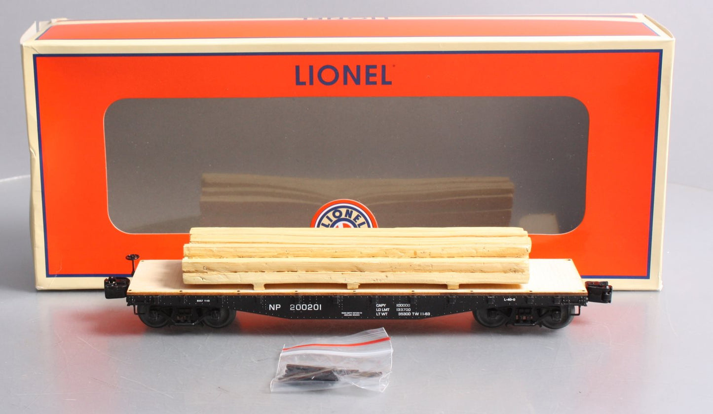 Lionel 6-82851 Northern Pacific 40' Flatcar with Lumber Load