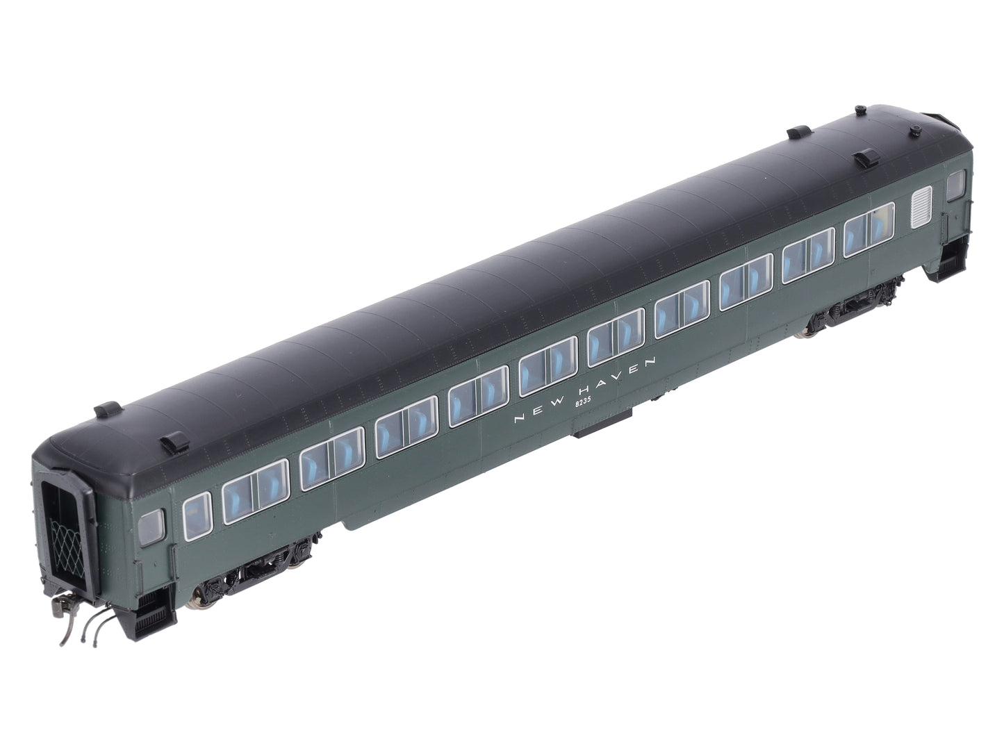 Rapido Trains 109119 HO New Haven 10-Window Coach #8235