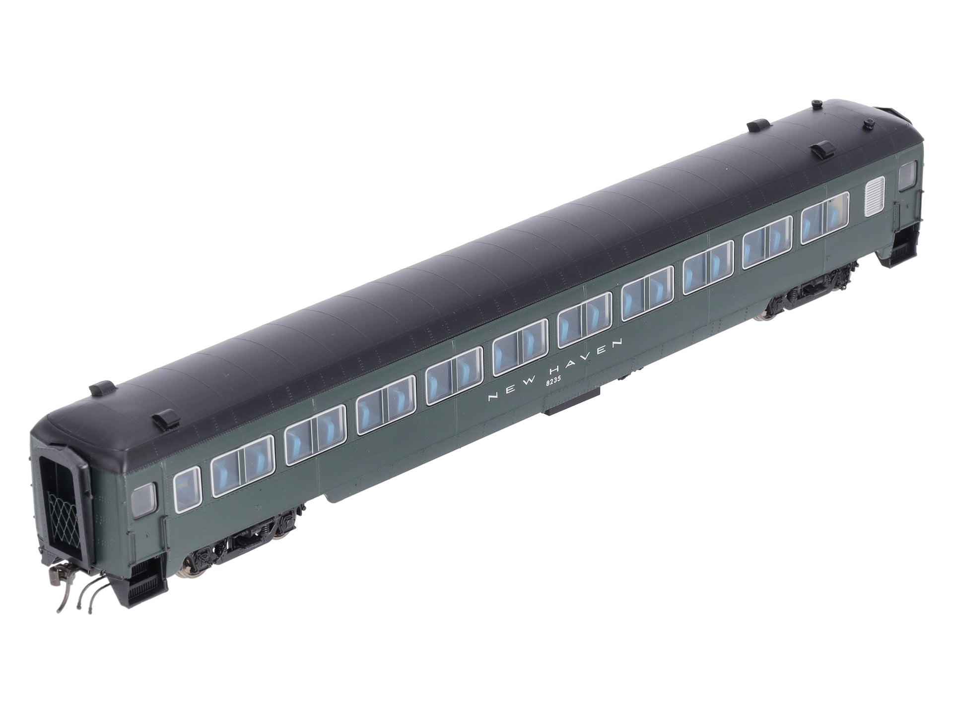Rapido Trains 109119 HO New Haven 10-Window Coach #8235