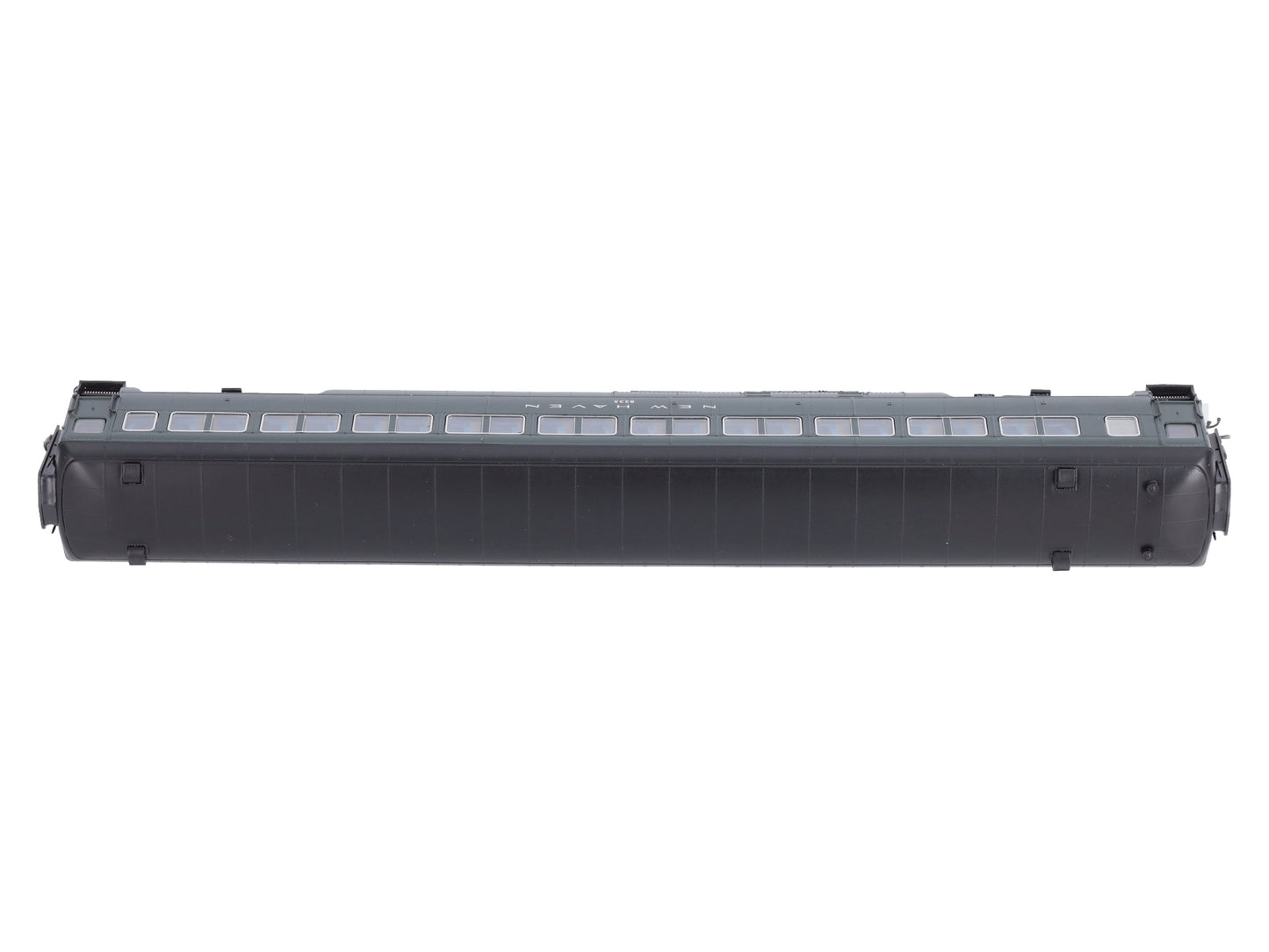 Rapido Trains 109119 HO New Haven 10-Window Coach #8235