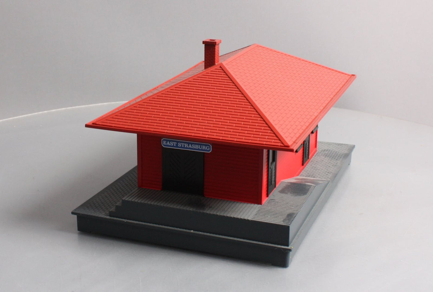 Lionel 2029260 O Strasburg Railroad East Passenger Station LN/Box