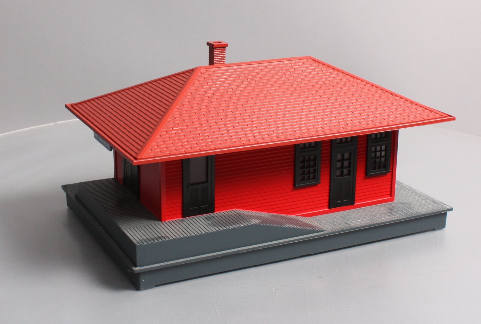 Lionel 2029260 O Strasburg Railroad East Passenger Station LN/Box