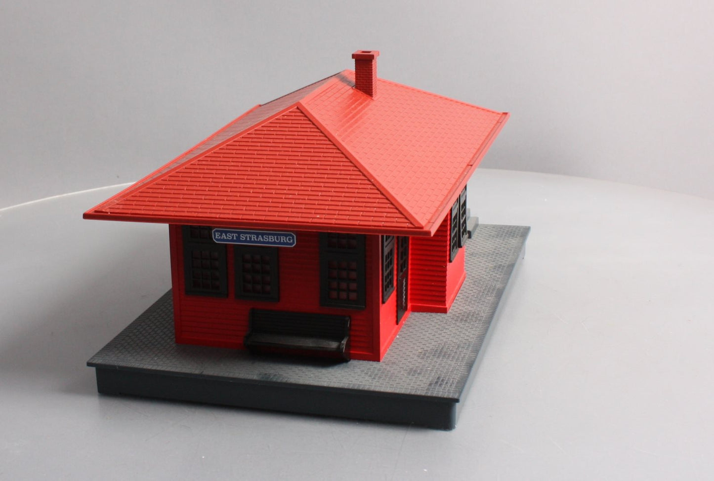 Lionel 2029260 O Strasburg Railroad East Passenger Station LN/Box