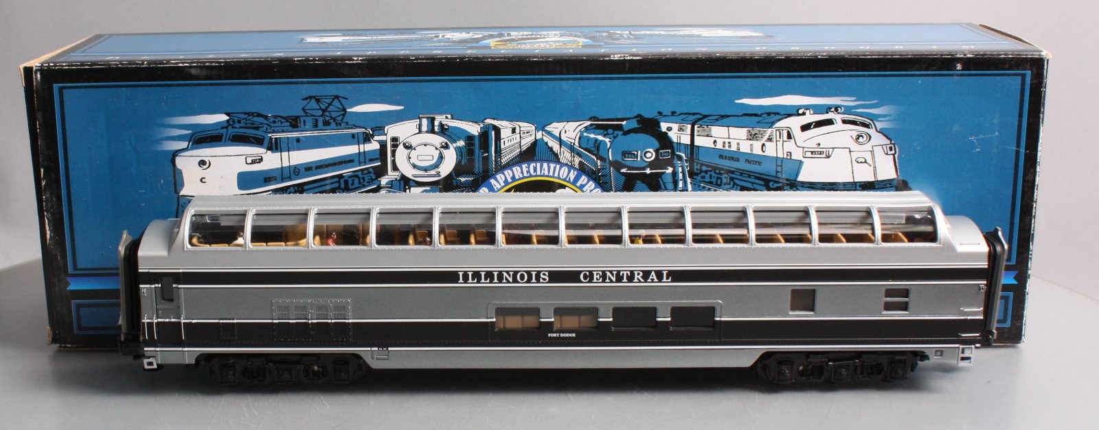 MTH 20-67153 Illinois Central 70 Foot Vista Dome Passenger Car