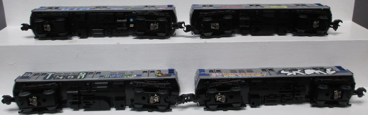 MTH 30-2391-1 O MTA Graffiti R- 17 Subway Set with Proto-Sound 2.0 (Set of 4) LN/Box