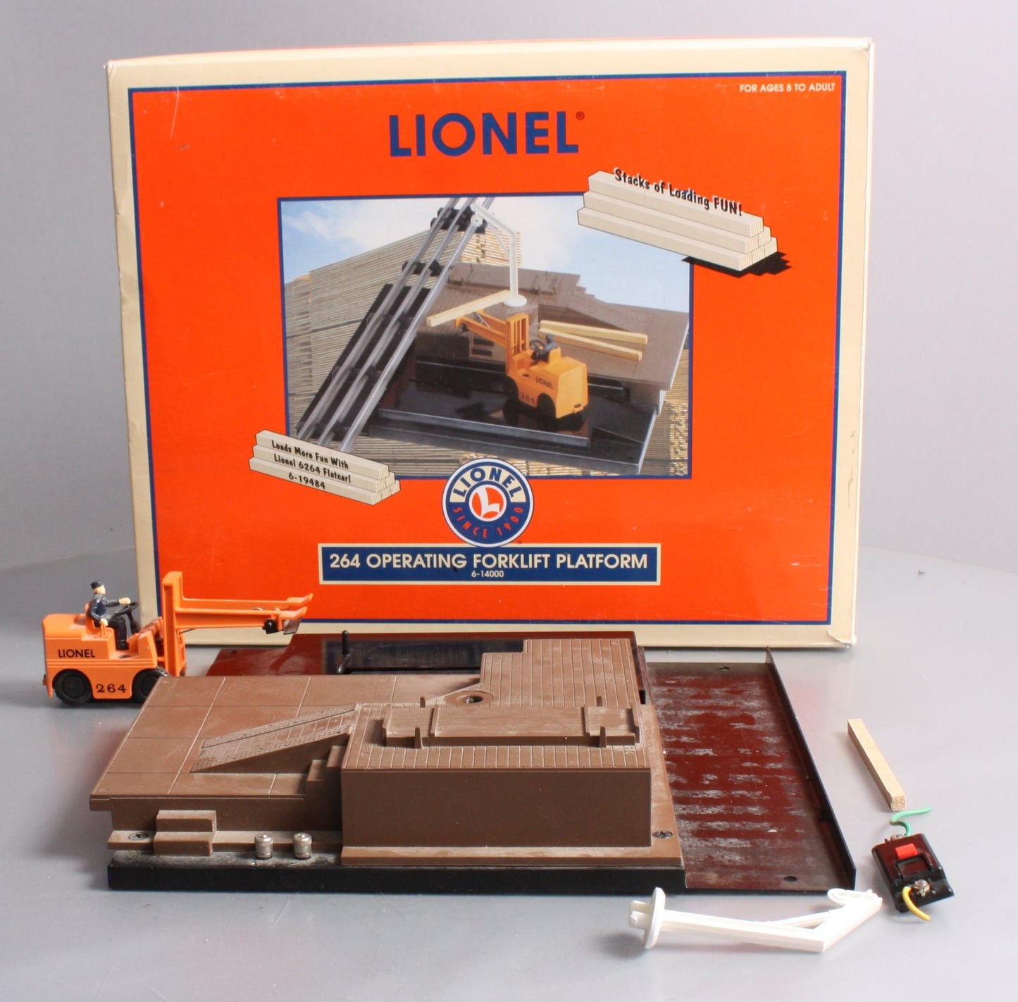 Lionel 6-14000 O Gauge 264 Operating Forklift Platform EX/Box