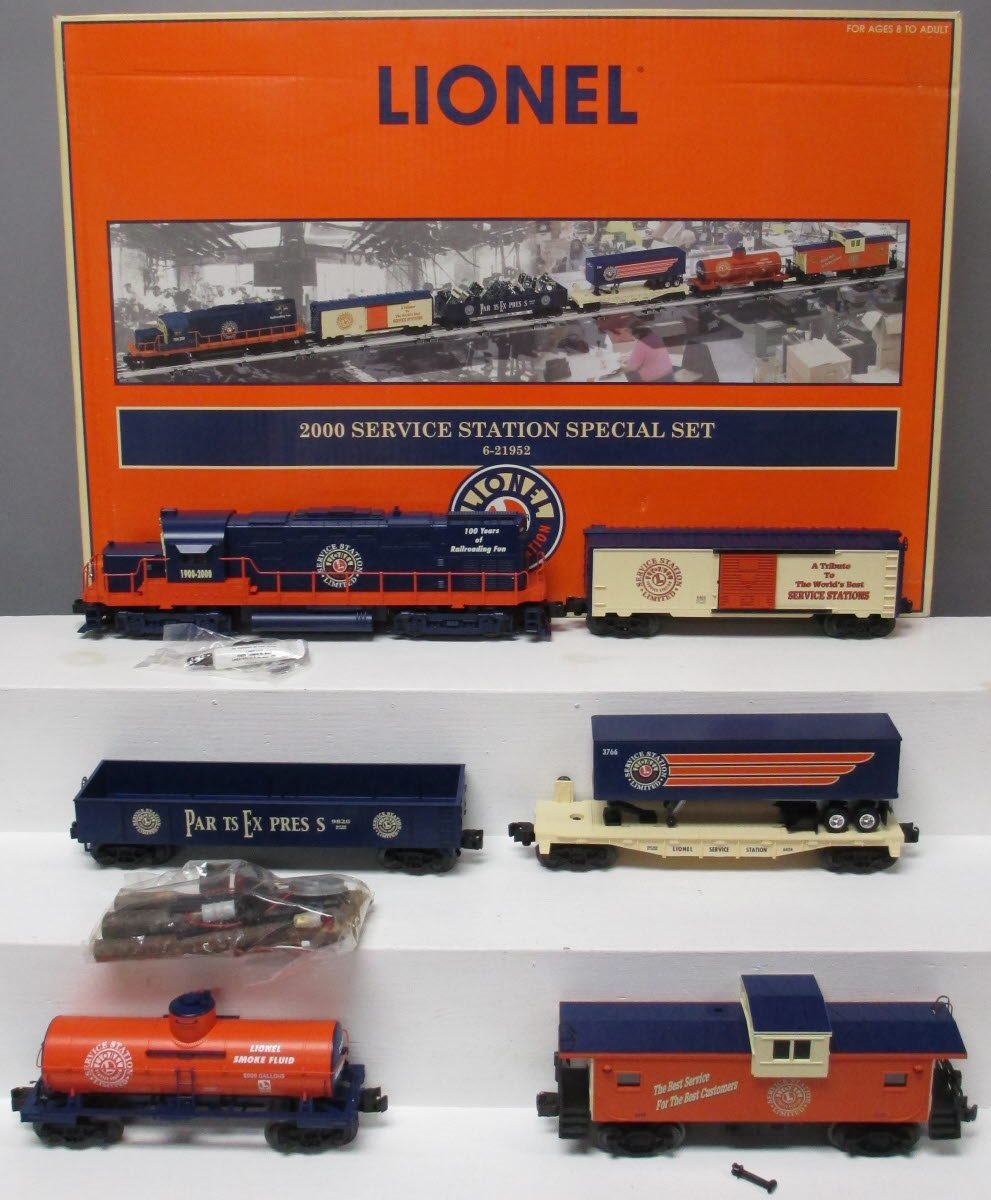 Lionel 6-21952 O Gauge Lionel Lines 2000 Service Station Diesel Train Set LN/Box