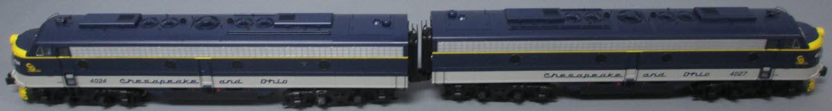 Lionel 6-81228 Chesapeake & Ohio Legacy E8 AA Diesel Locomotive Set #4027/4024