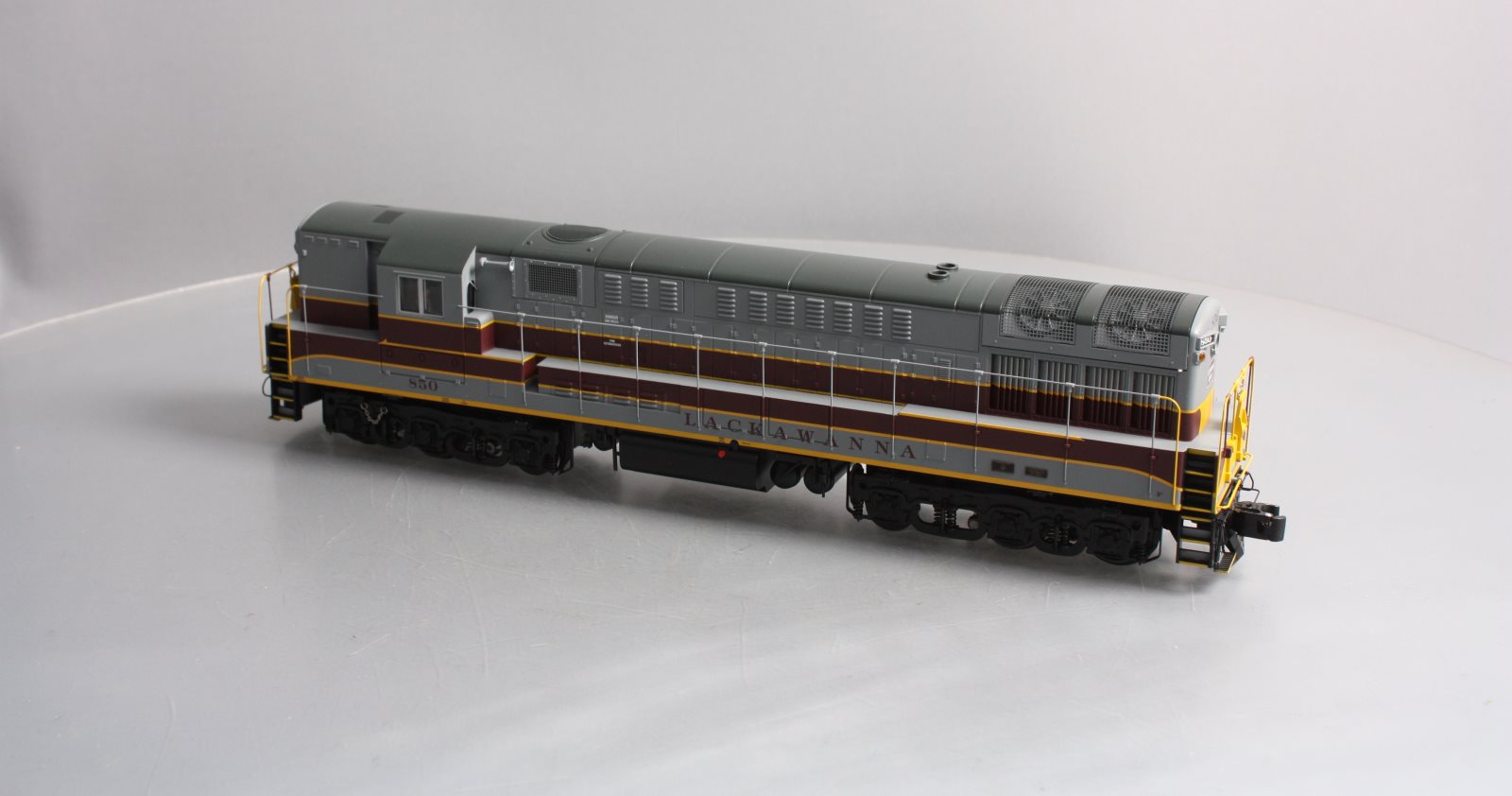 Lionel 6-18375 O Gauge Lackawanna Trainmaster Diesel Locomotive #850