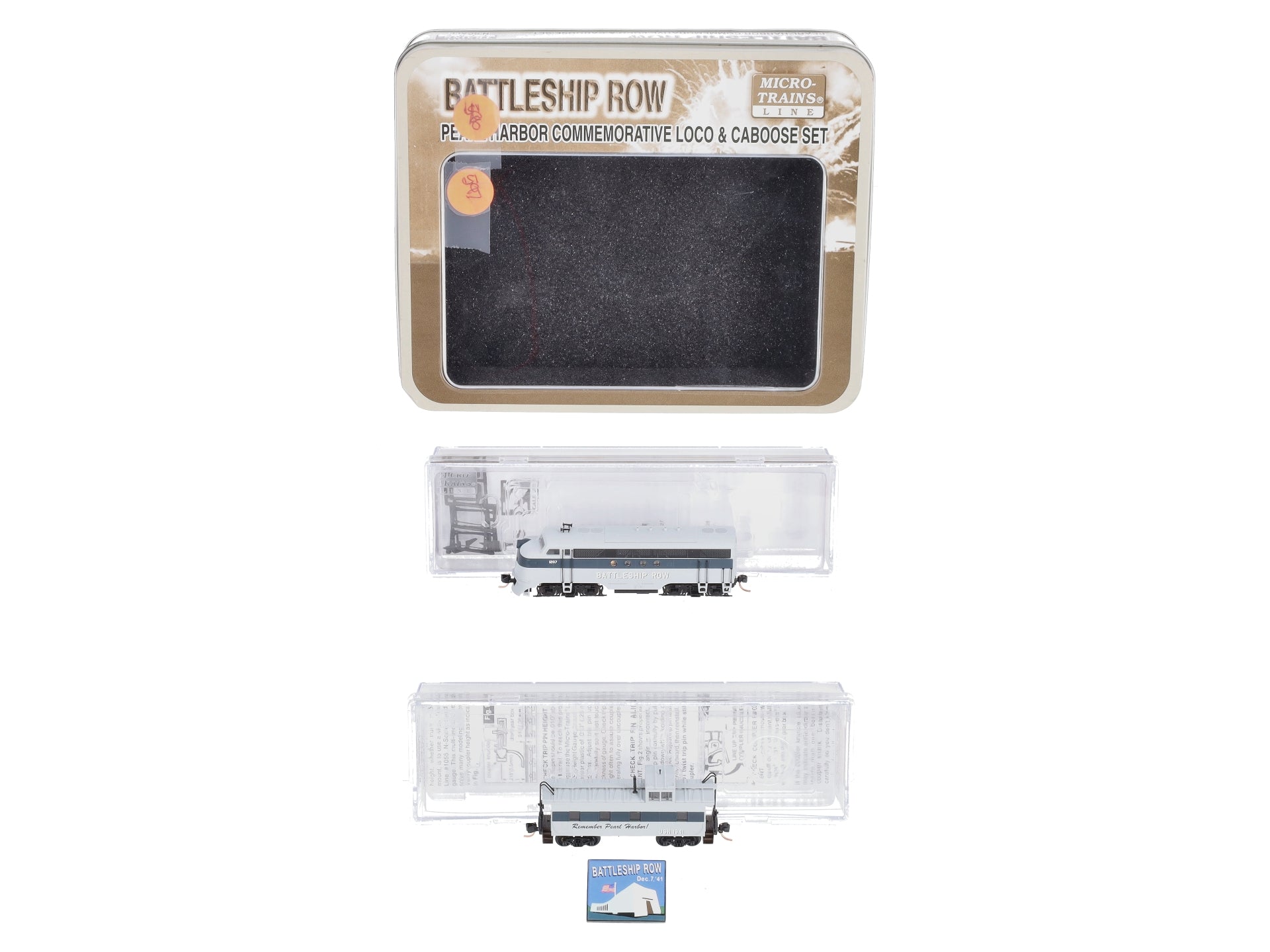 Micro-Trains 99321051 N Pearl Harbor Battleship Row Diesel & Caboose Set w/ DCC LN/Box