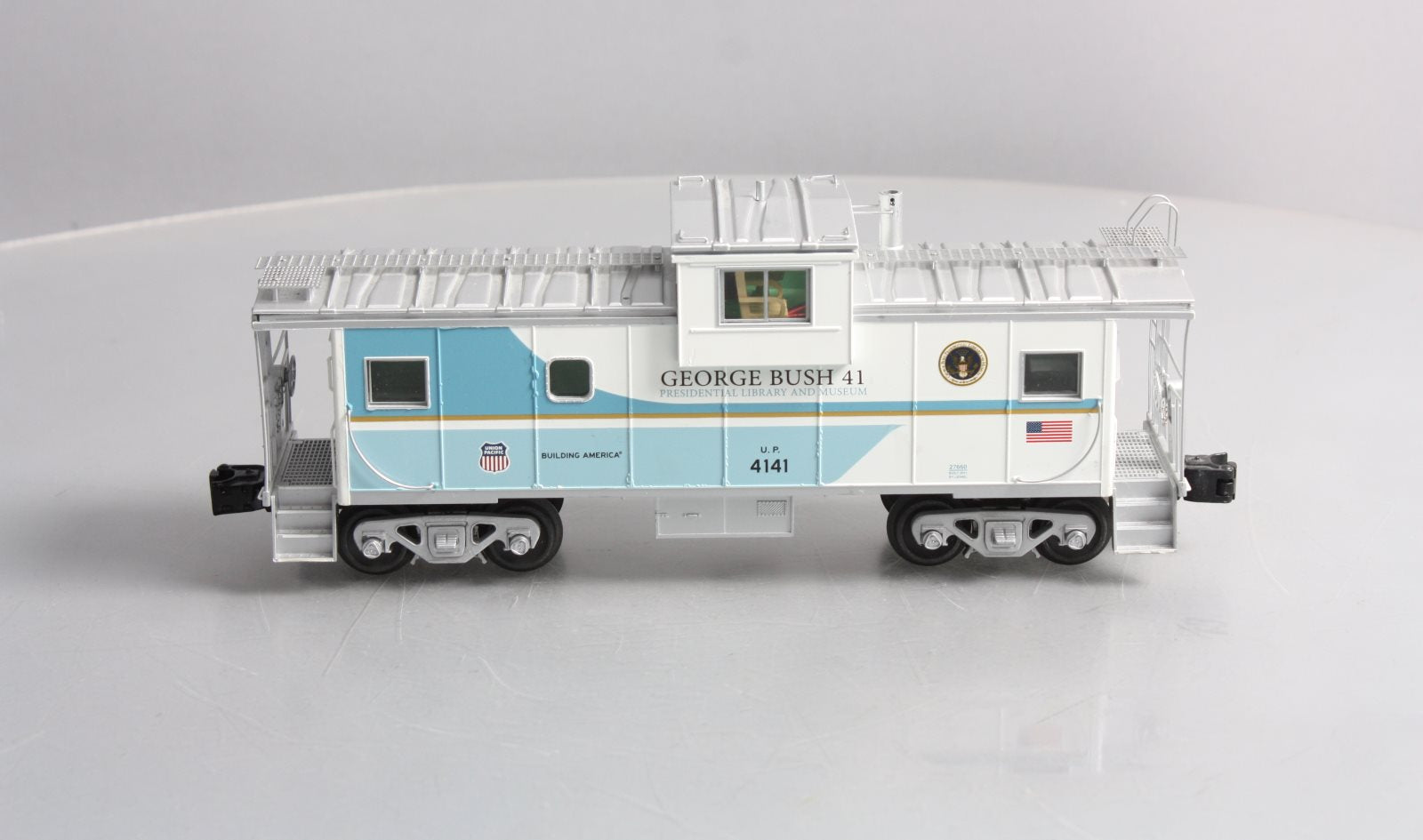 Lionel 6-27660 O George Bush #4141 Extended Vision Caboose